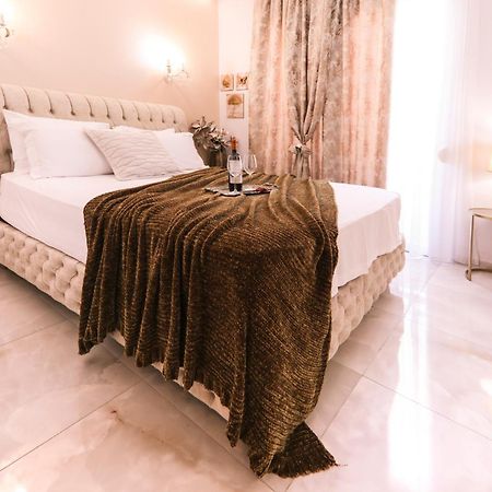 Goldenspace Exquisite Suite Near The Port Волос Экстерьер фото