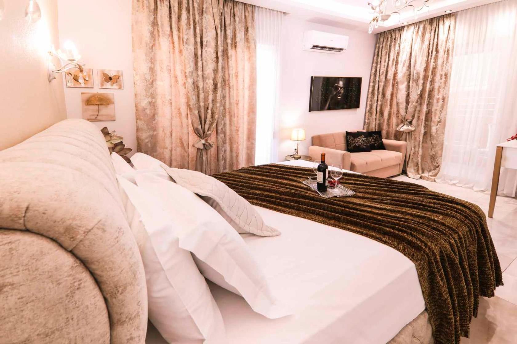 Goldenspace Exquisite Suite Near The Port Волос Экстерьер фото